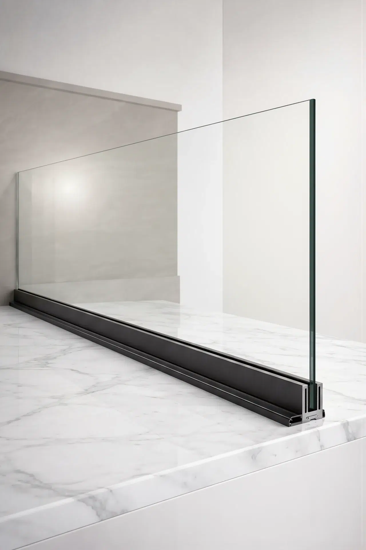 VLX 120 Glass Railing System in Thousand Oaks, CA | Hale Windows Thousand Oaks - detail 2